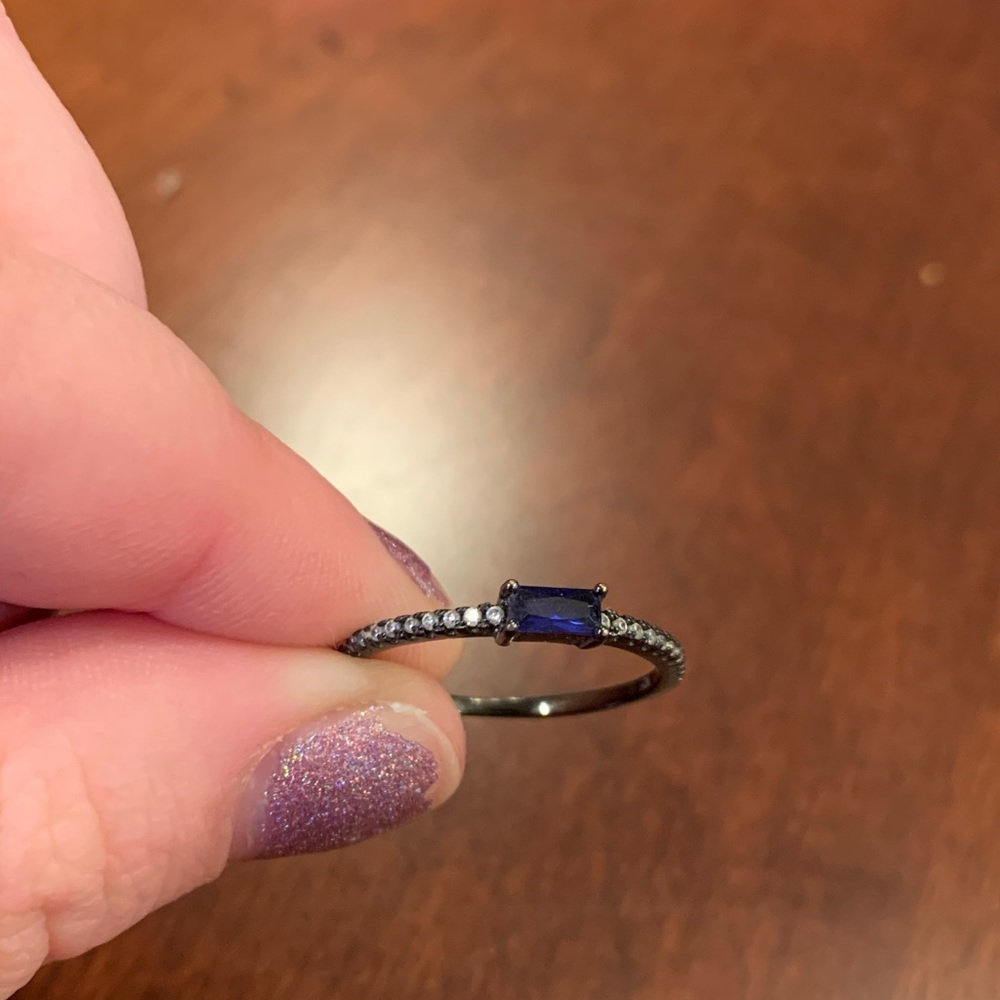 Ring - Picture 2 of 3